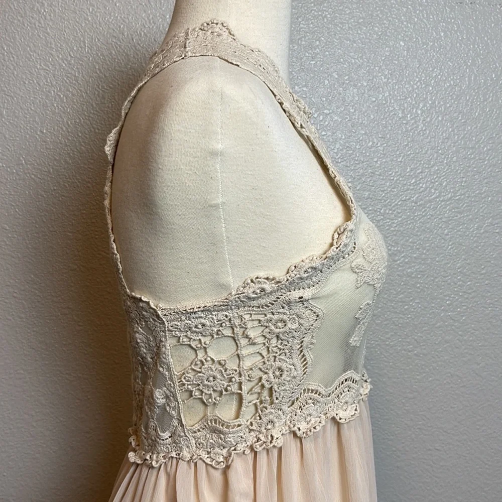 Audrey 3+1 Cream Lace Maxi Dress - Picture 4 of 6